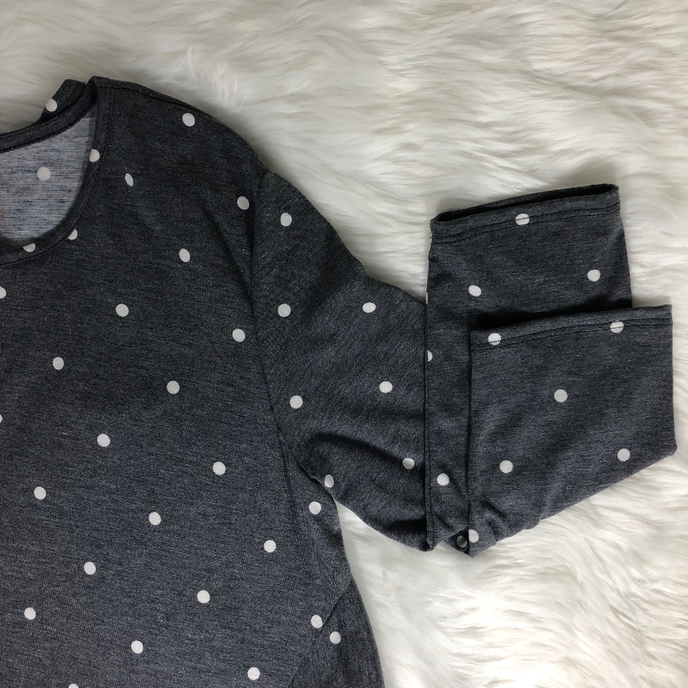 Polka Dot High Low Top with Front Knot - Picture 5 of 6